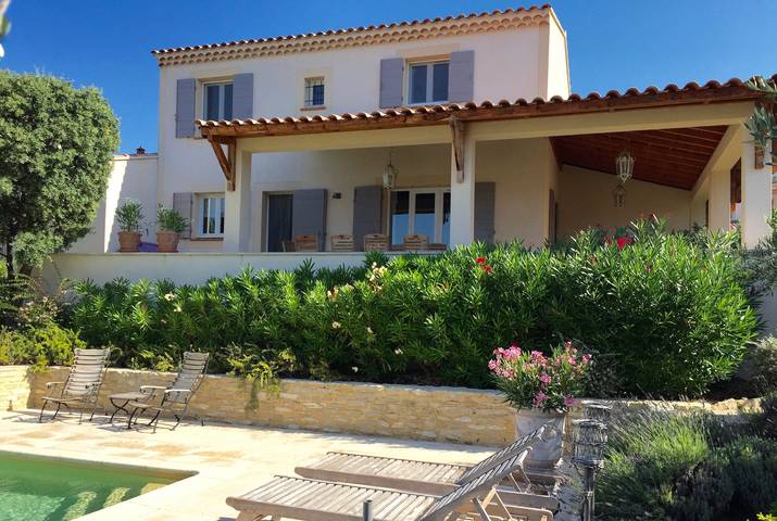 Gîte pour 6 personnes, avec piscine, adapté aux familles