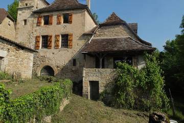 Location de vacances pour 5 personnes, avec jardin et balcon à Figeac