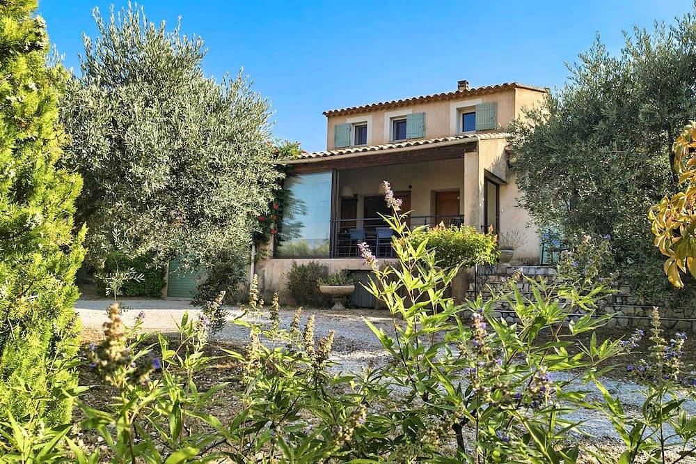 Maison au cœur des oliviers • Luberon • Village à 5 min à pied in Saint-Saturnin-lès-Apt, Parc naturel régional du Luberon