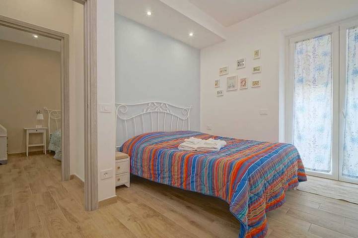 Apartamento entero, Spacious apartment near Rome, with indoor parking and garden in Monterotondo, Provincia de Roma