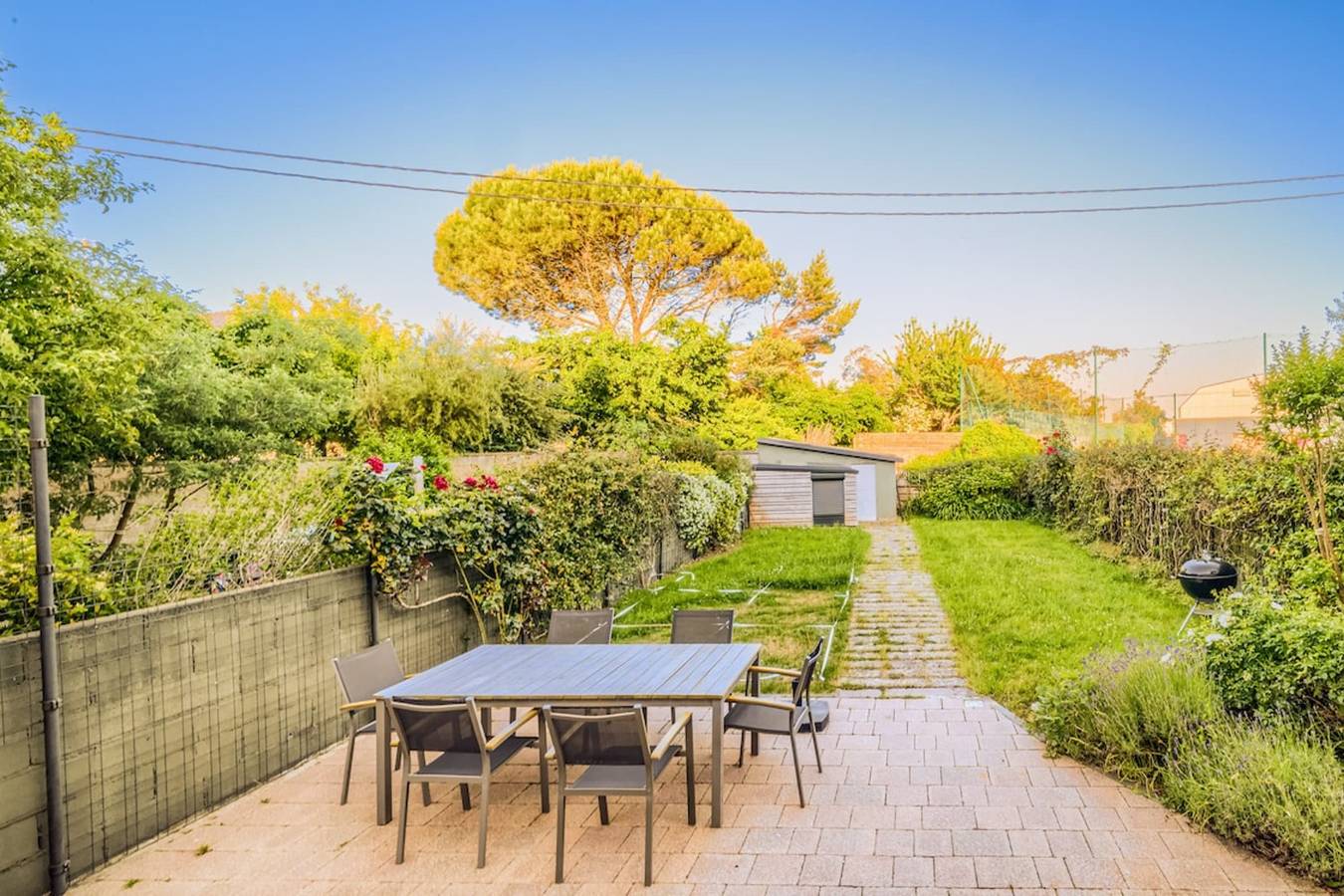 Jolie Maison avec Jardin & Terrasse in Port-Louis, Côte des Mégalithes