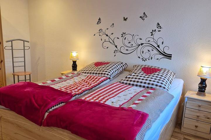 Ferienwohnung für 4 Personen, mit Haustier in Beuren (Eifel)