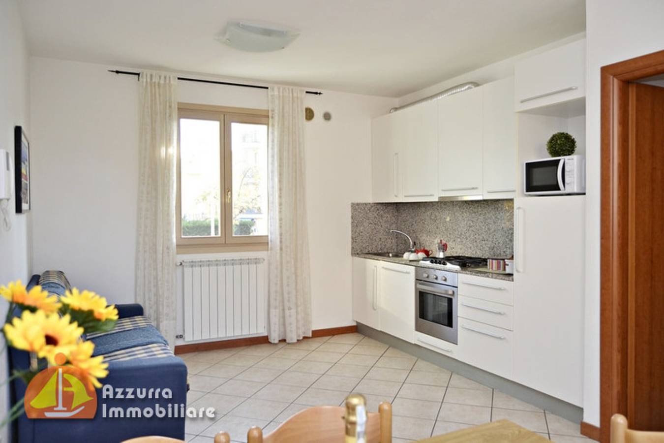 Ganze Wohnung, Ferienwohnung 'Residenz Borgo Dei Fiori E08' mit Gemeinschaftspool und privater Terrasse in Lido di Jesolo, Jesolo