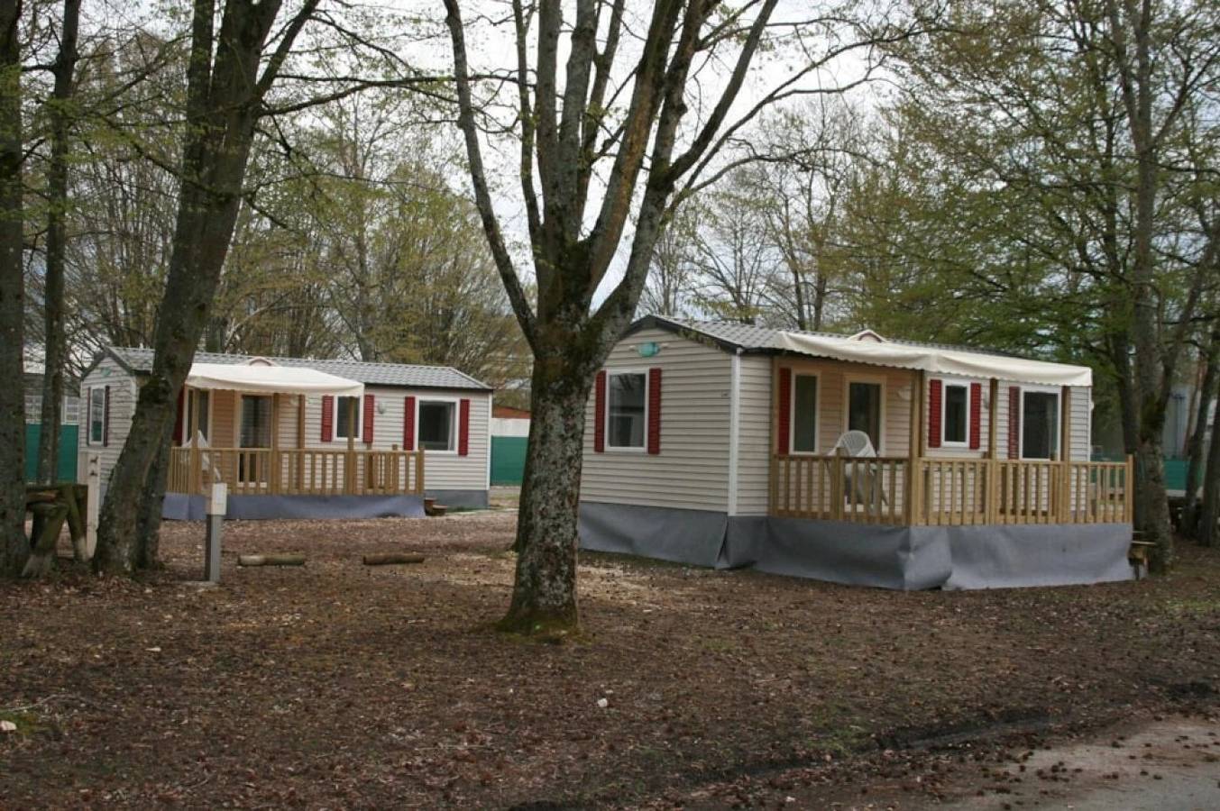 Camping 3 étoiles - Piscine - eeedhg in Châteauroux, Châteauroux und Umgebung