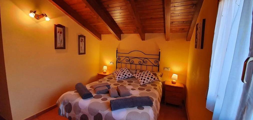Apartamento de vacaciones para 5 personas, con jardín y vistas en Valle de Benasque - 4