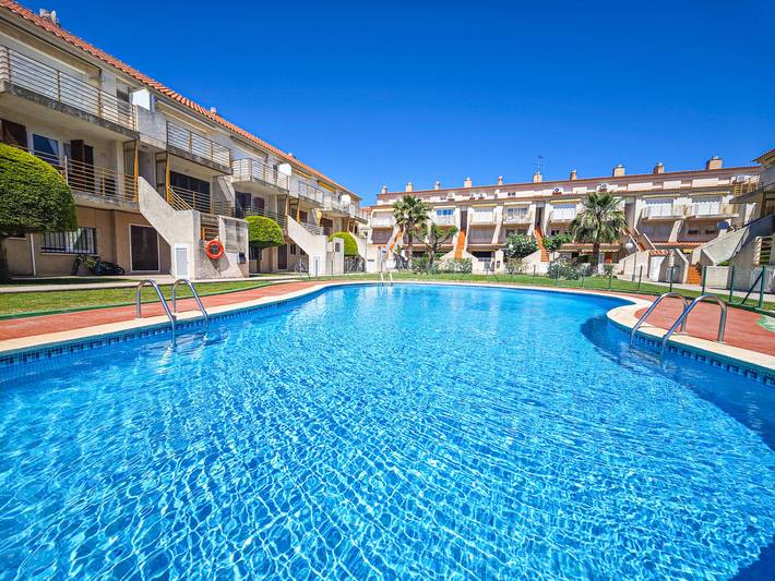 Entire apartment, Family Apartment in Cambrils with Pool in Cambrils, Costa Dorada
