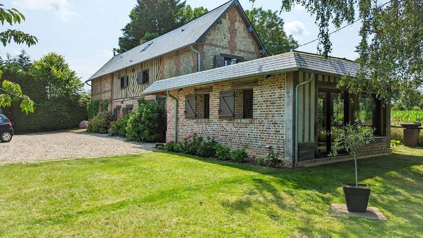 Location de vacances pour 10 personnes, avec jardin et terrasse à Beaumont-en-Auge - 2