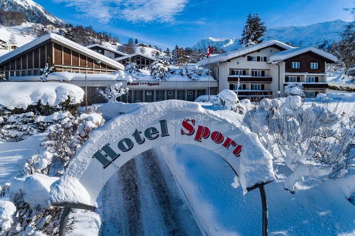 Hôtel pour 4 personnes, avec Terrasse et Jardin ainsi que Piscine et Sauna