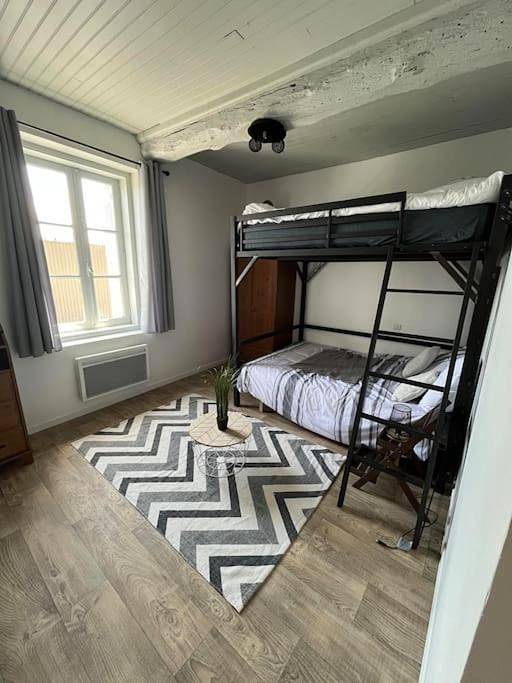 Location de vacances pour 10 personnes, avec jardin à Creysse - 4