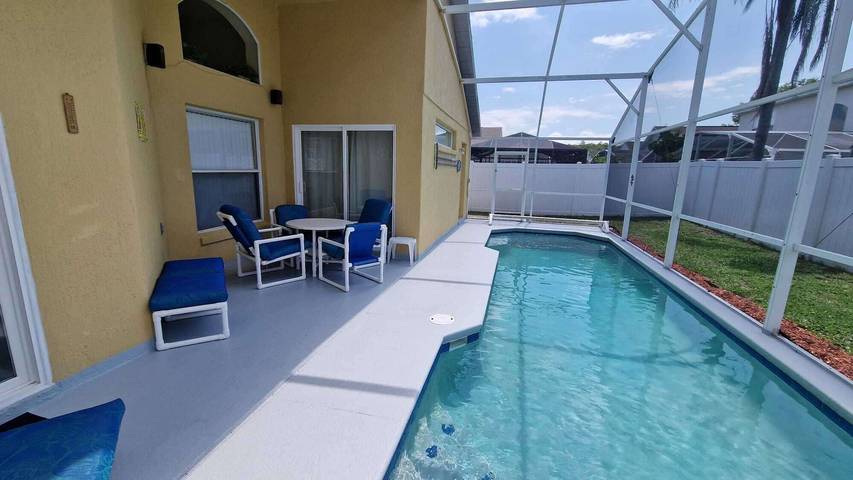 Chalet para 10 personas, con piscina y jardín - 1