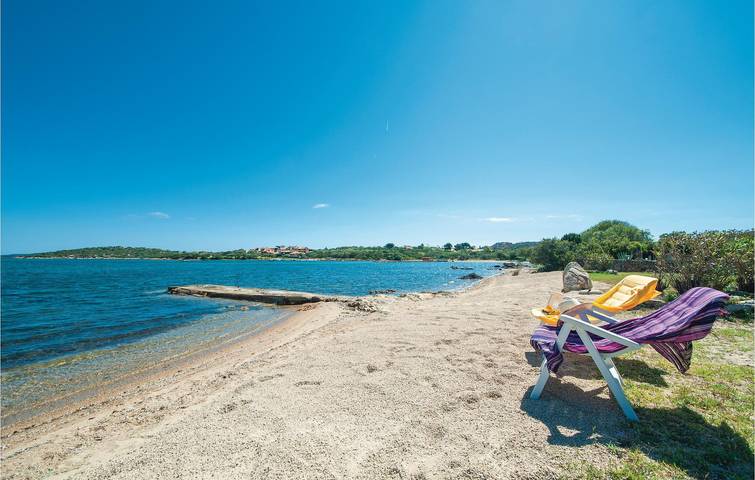 Gîte pour 4 personnes, avec terrasse à Porto Rotondo - 4