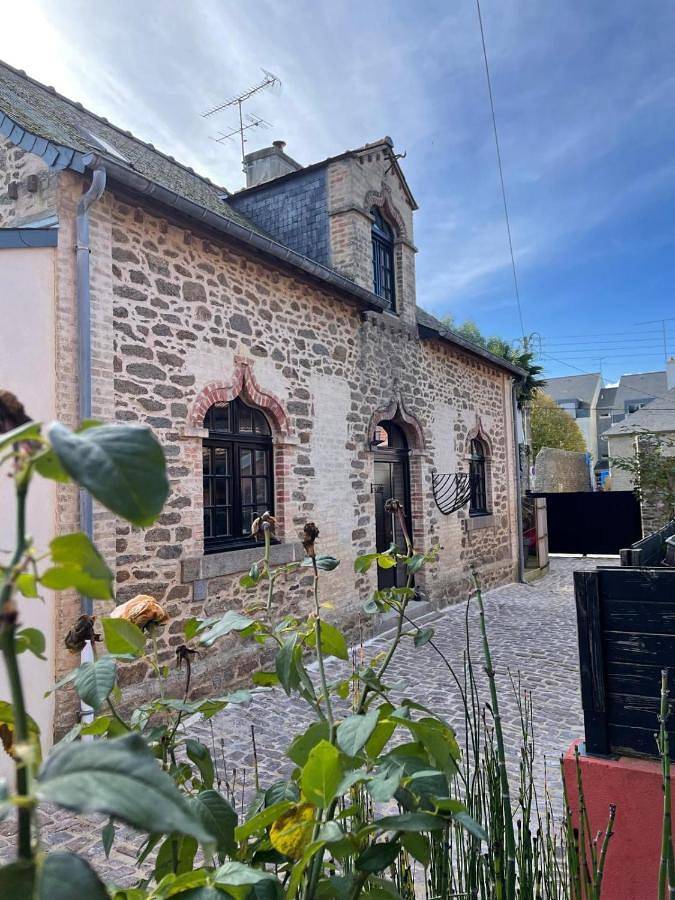 Villa de Caractère avec Piscine in Saint-Malo, Région de Saint-Malo