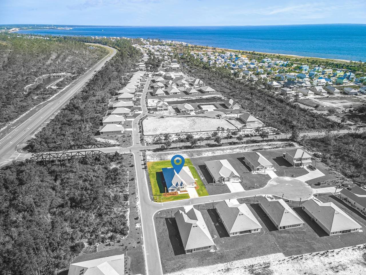 Sunset Shores Modern Oasis by the Sea in Highland View, Emerald Coast