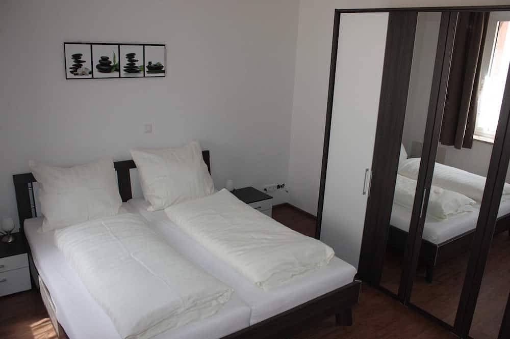 Tt Ferienwohnung Eg beim Europa-Park Rust - Thai Tawan Apartments beim Europa in Europa-Park, Rheinhausen