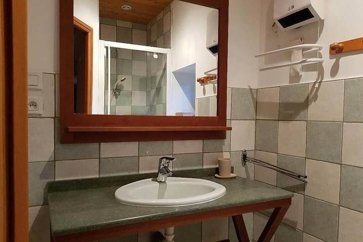 Location de vacances pour 4 personnes, avec jardin ainsi que terrasse et piscine à Saint-Vincent-le-Paluel - 4