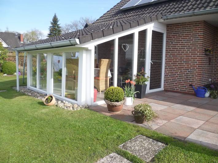 Ferienwohnung für 4 Personen, mit Balkon/Terrasse und Terrasse sowie Garten