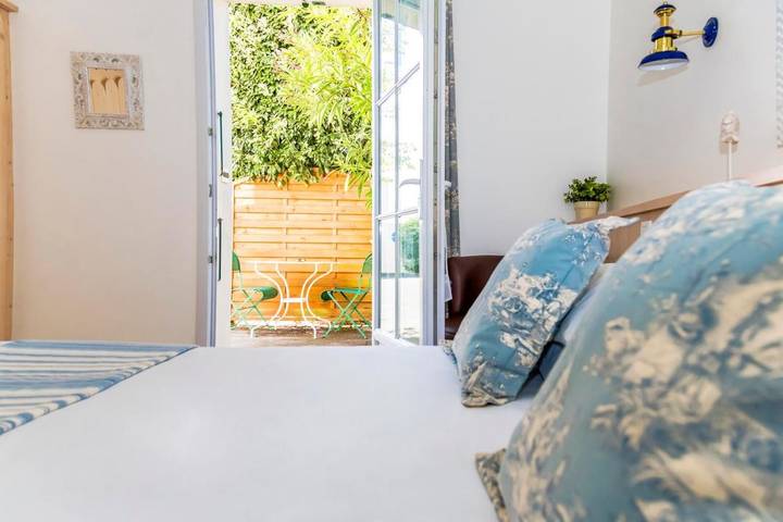 Hôtel pour 2 personnes, avec jardin à La Flotte - 4