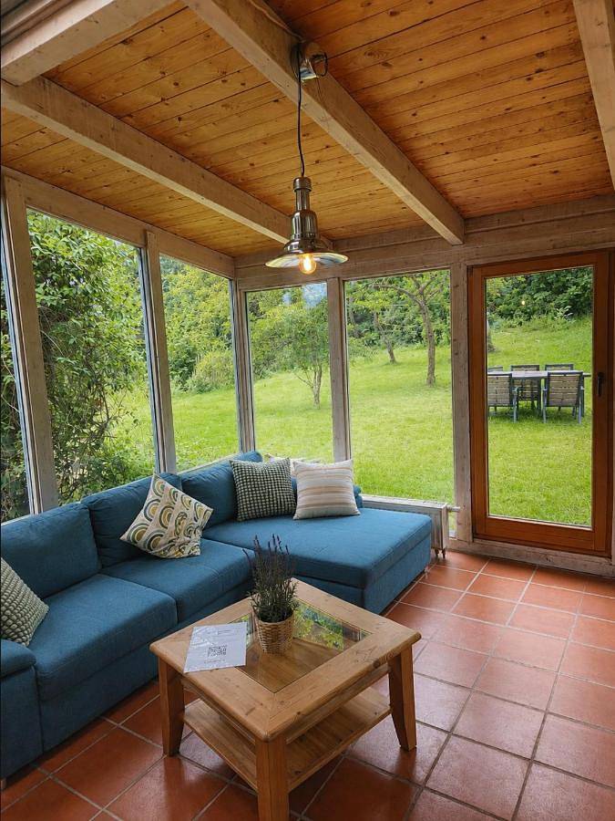 Ferienwohnung für 14 Personen, mit Terrasse und Garten sowie Seeblick und Ausblick in Rurberg