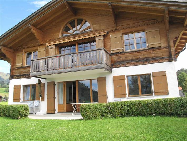 Chalet voor 6 personen, met tuin en terras, met huisdier in Saanen