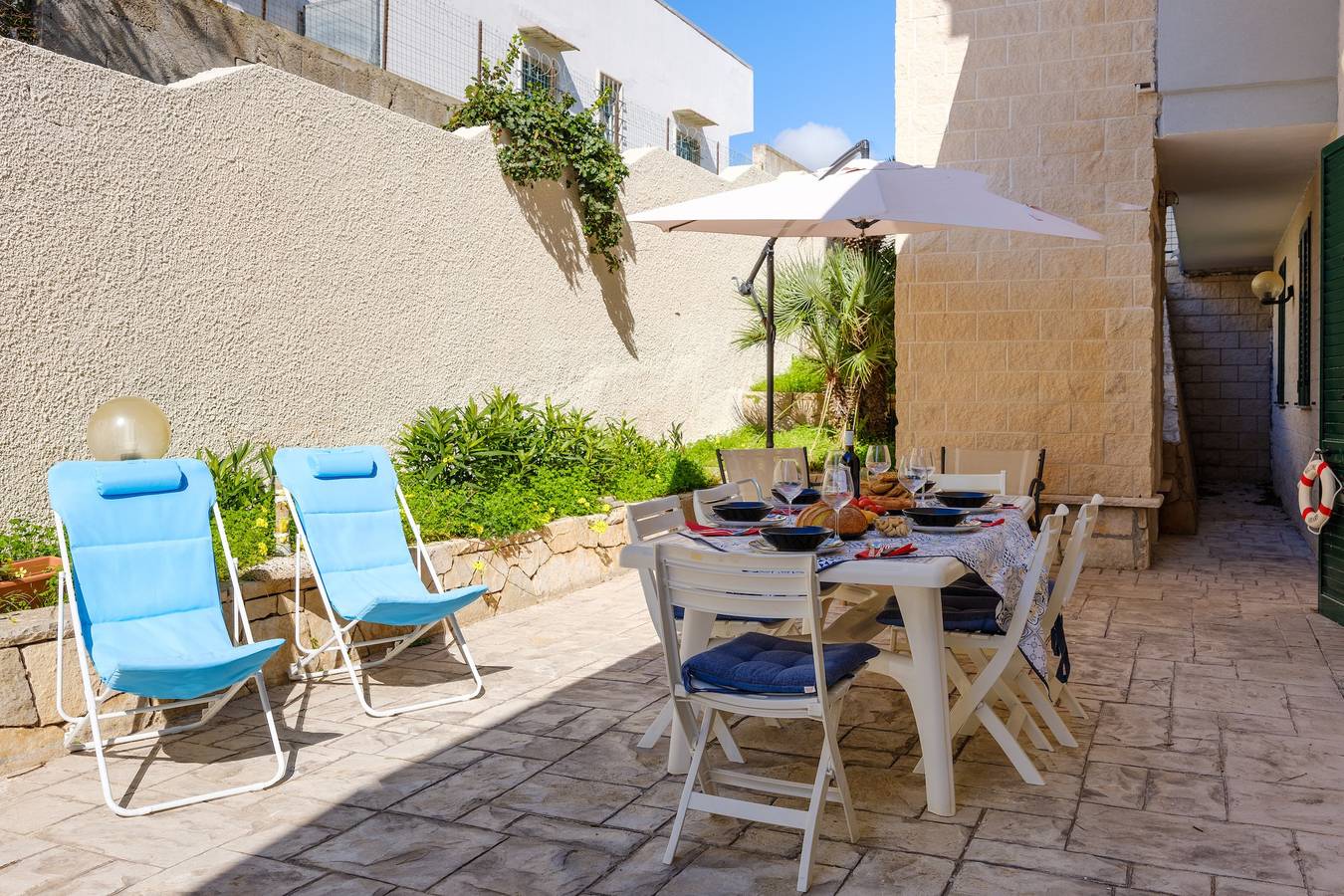 Casa Vacanze 'Via Club Azzurro 21' con Giardino Privato, Wi-Fi e Aria Condizionata in Scala di Furno, Porto Cesareo