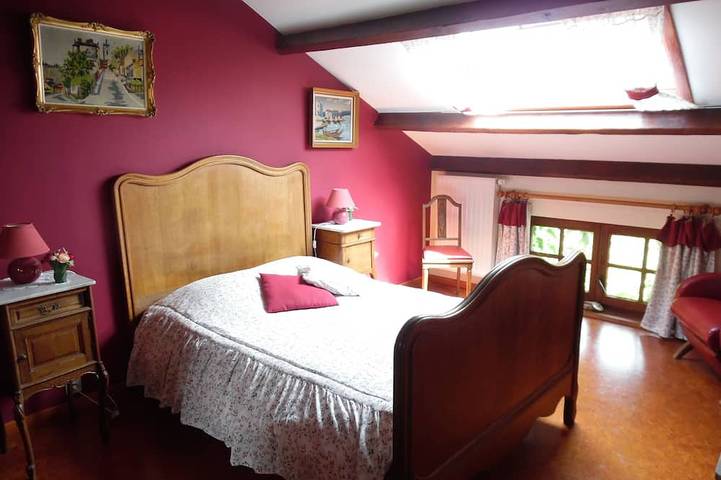 Gîte pour 7 personnes, avec jardin, animaux acceptés à Florennes - 2