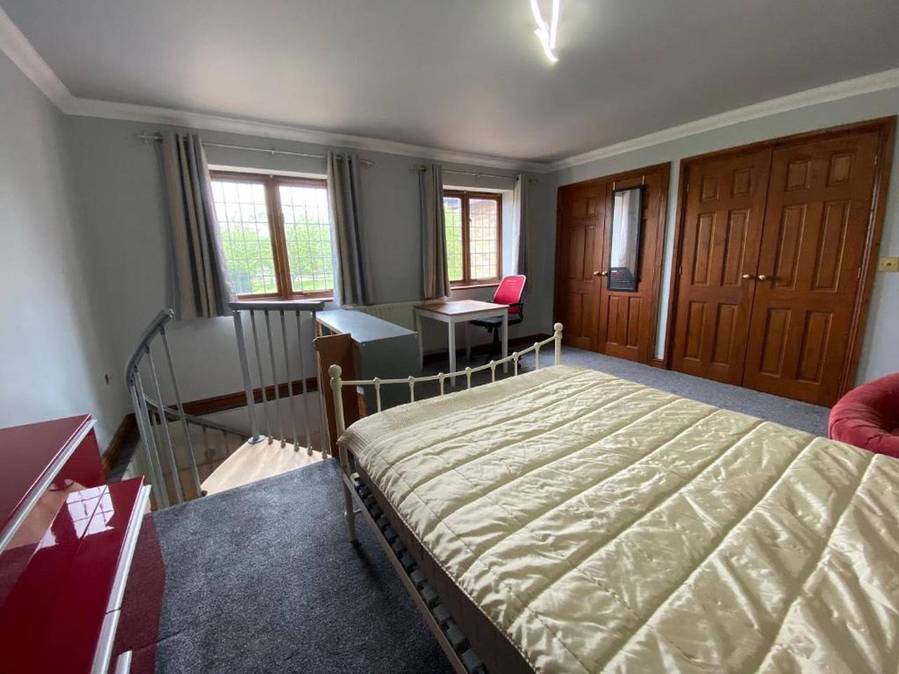 Host Stay Studley Knapp in Milton Keynes, South East England