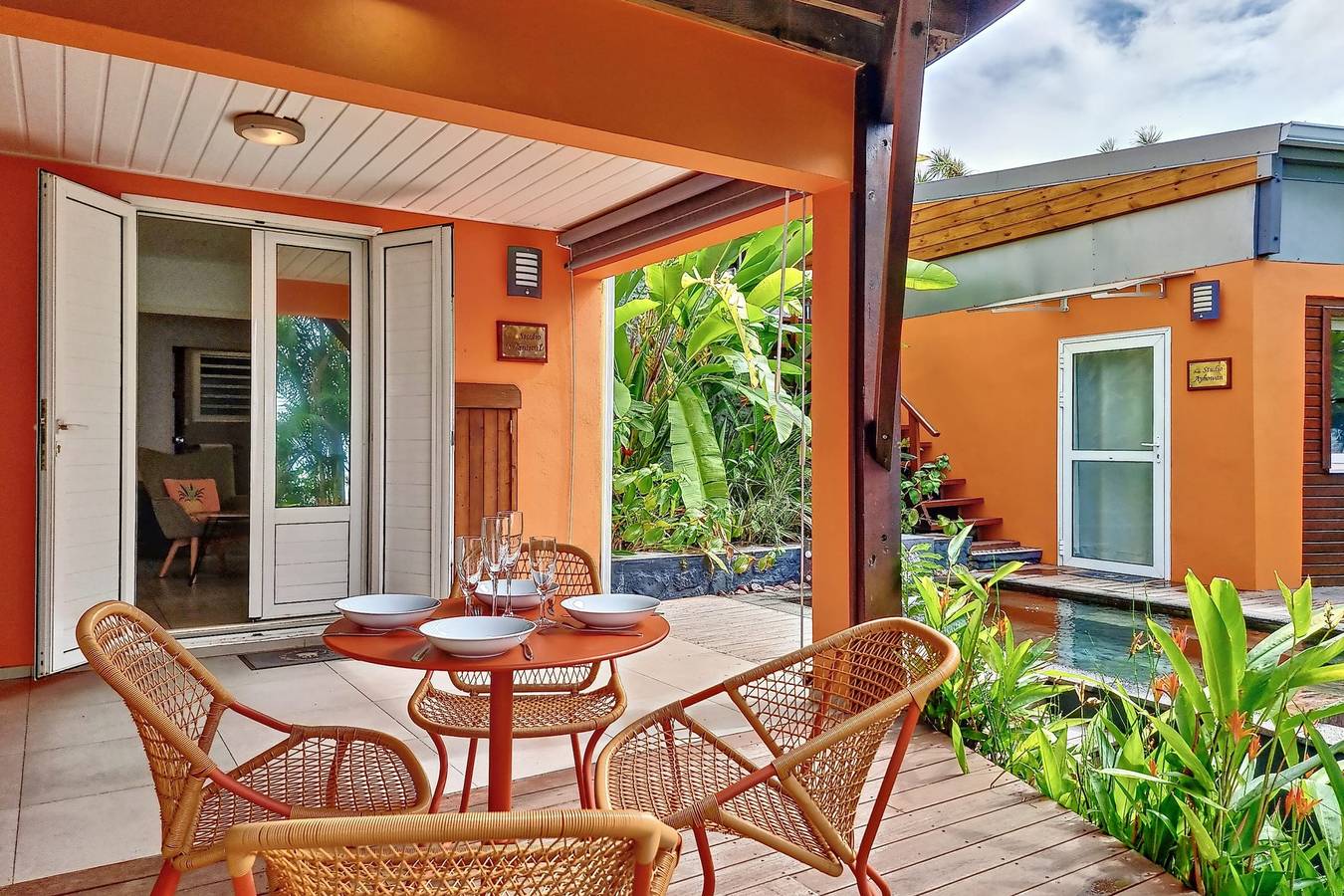 Studio entier, Le Cardinal - Jacuzzi - Climatisation in Avirons, Île de la Réunion