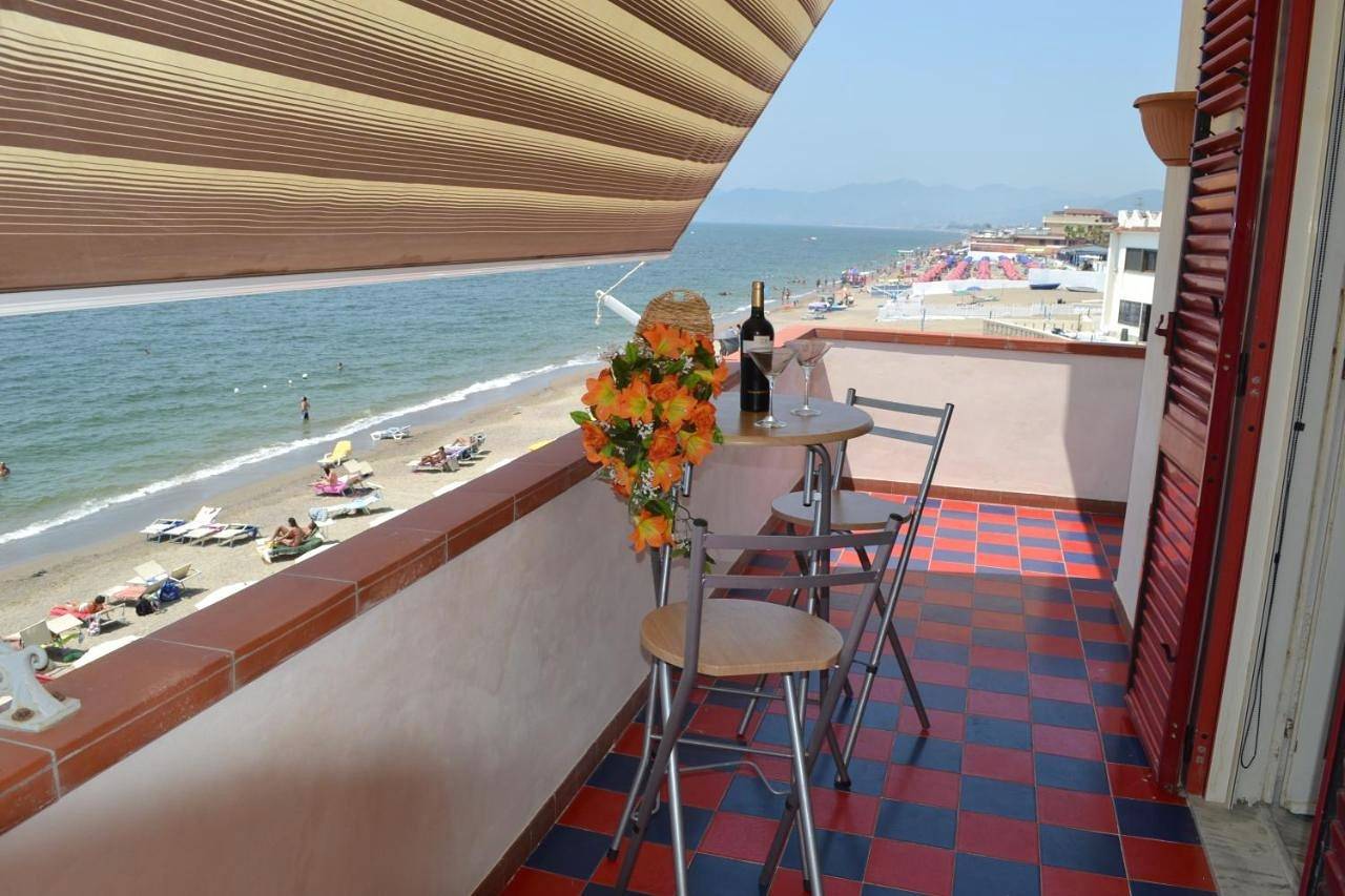 Casa vacanze dei navigatori on the sea in Pontecagnano Faiano, Costa tirrenica Campania
