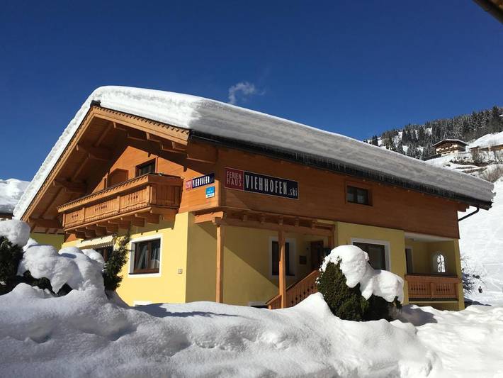 Ferienhaus für 19 Personen, mit Garten und Terrasse, mit Haustier in Viehhofen