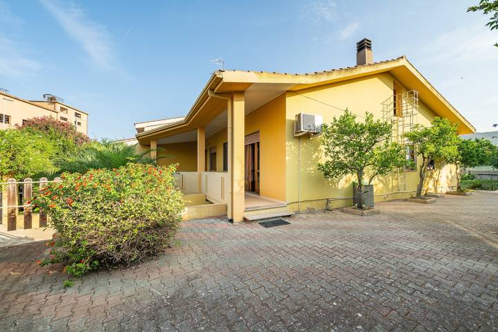Vacation house for 5 people, with yard, with pets - 1