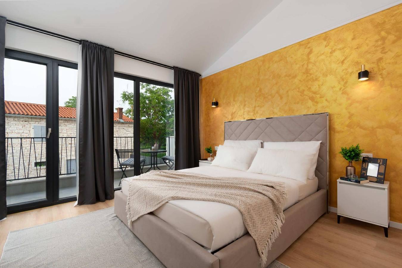 Designer Villa Simone - Modern and Heritage Style in Kringa, Centraal Istrië