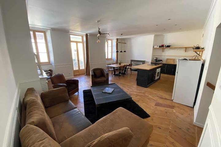 Location de vacances pour 7 personnes, avec balcon à Embrun