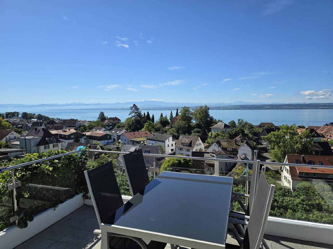 Ganze Ferienwohnung, Ferienwohnung "Wohnunga mitpanorama" in Meersburg, Region Bodensee-Oberschwaben