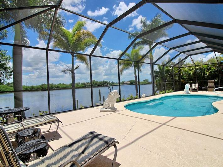 Villa in Cape Coral mit Schwimmbecken in Cape Coral, Southwest Florida