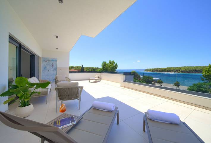 Ferienhaus für 10 Personen, mit Terrasse auf Krk