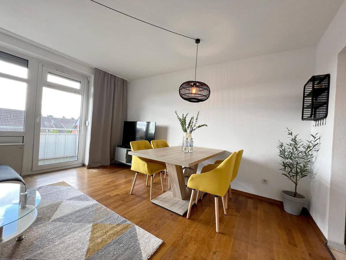 Ganze Wohnung, Beautiful 2-room apartment with balkony in Willich in Willich, Niederrhein