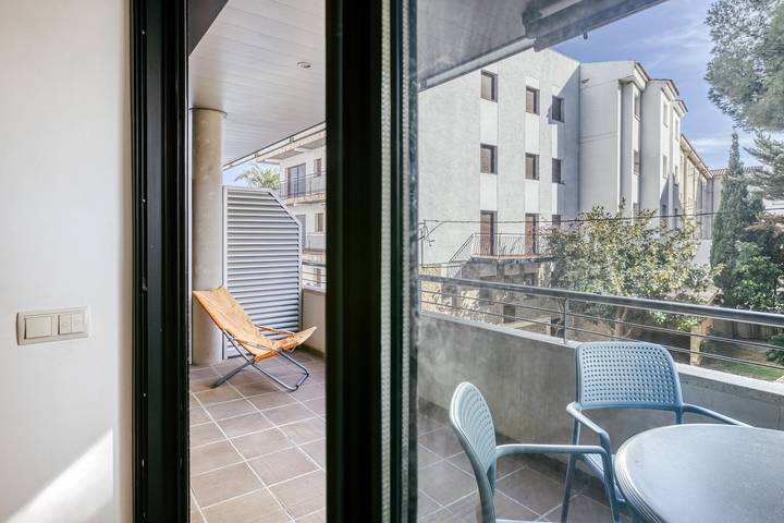 Apartamento entero, Apartamento 'Maritimo' con terraza privada, Wi-Fi y aire acondicionado in Platja del Port (Llanca), Llansá