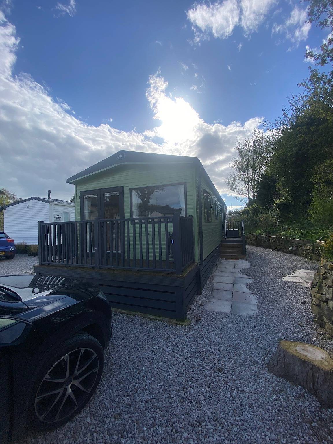 Coworth Deluxe Cabin with Garden in Lancashire