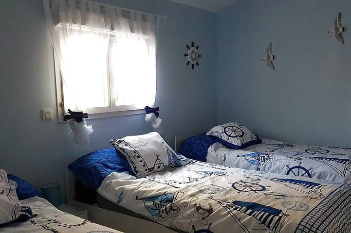 Villa mit Swimmingpool, Kegelbahn, Flipper und Tischfußball in Vendres, Mittelmeerküste (Frankreich)