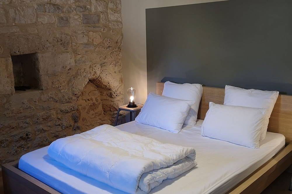 Gîte cosy 4 * entre pierres et modernité in La Tieule, Région de Mende