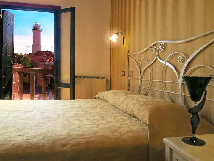 Hotel para 3 personas, con jardín - 1