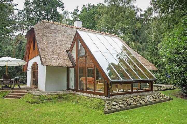 Ferienhaus für 6 Personen, mit Terrasse und Garten - 1