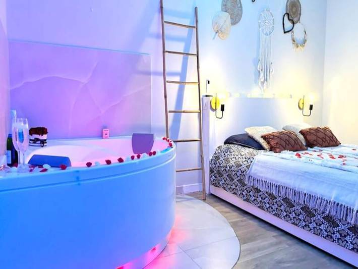 Ferienwohnung für 2 Personen, mit Terrasse und Whirlpool in Le Havre - 2