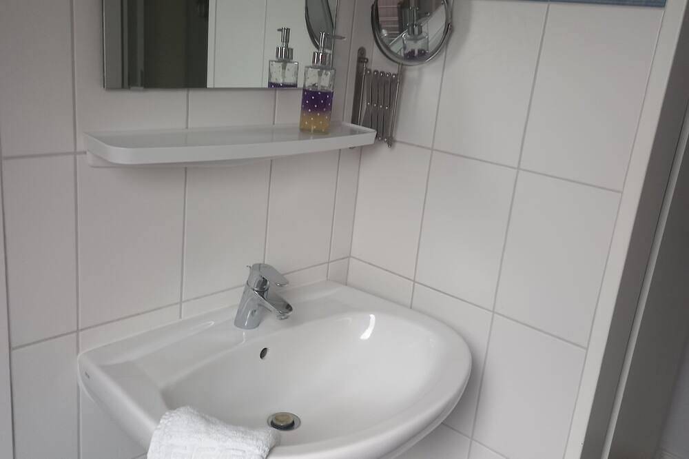 Ganze Wohnung, Ferienwohnung zwischen Nord und Ostsee, am Ortsrand in ruhiger Lage in Leck, Grünes Binnenland