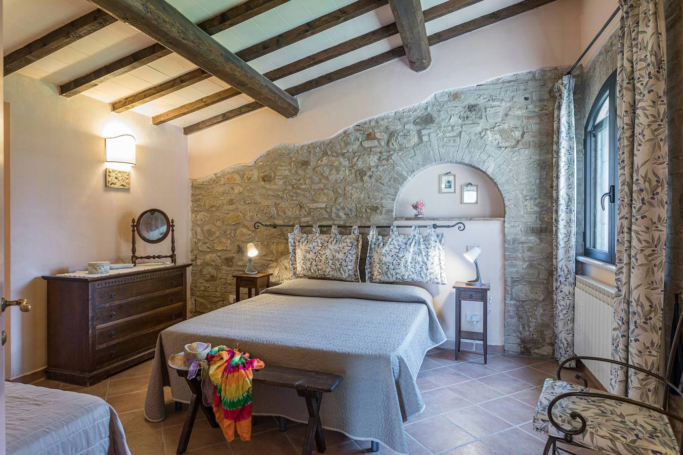 Hel lejlighed, Lejlighed med pool og udsigt over cypresser in Cetona, Siena Provinsen