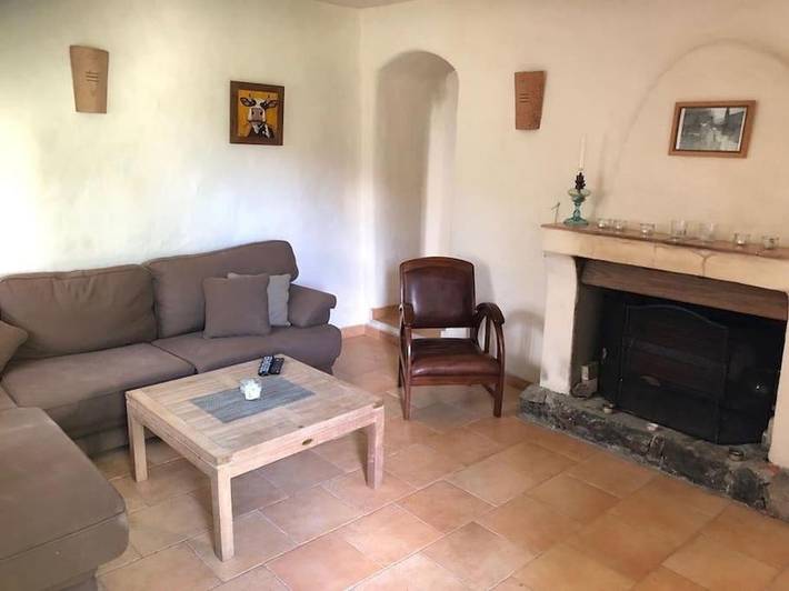 Location de vacances pour 7 personnes, avec terrasse ainsi que jardin et vue, animaux acceptés à Manso (homonymie) - 3