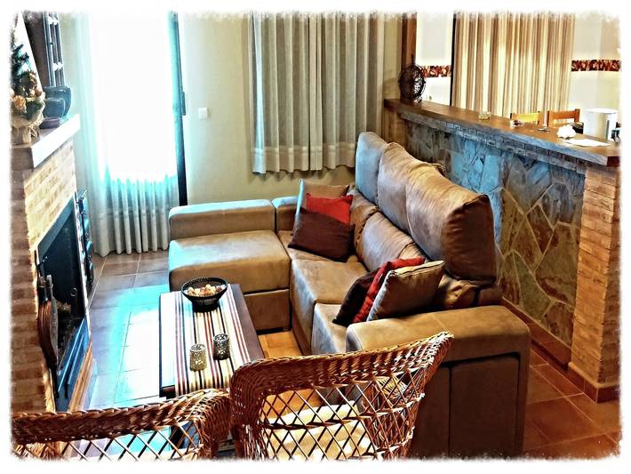 Casa rural para 6 personas, con balcón y piscina en Castilla-La Mancha - 2