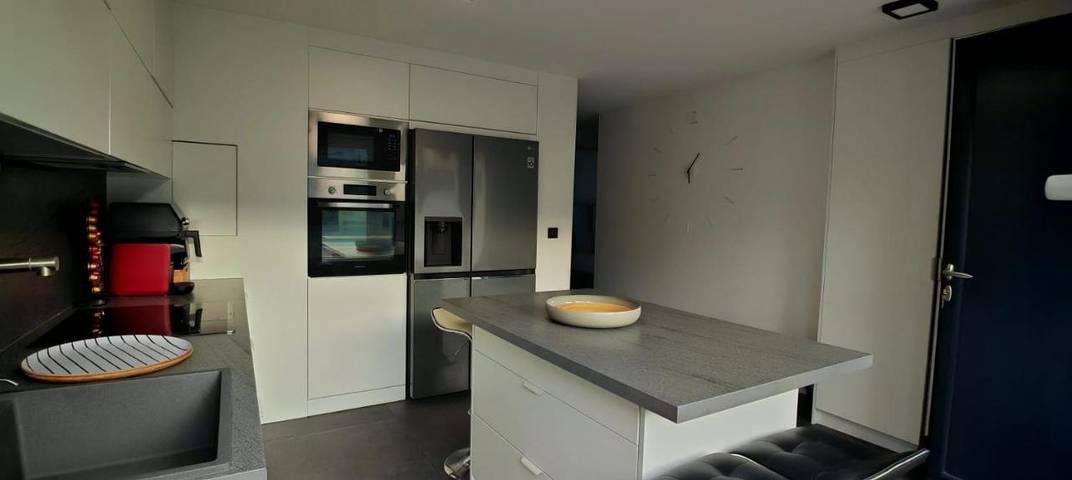 Location de vacances pour 5 personnes, avec terrasse et piscine à Coubron - 4