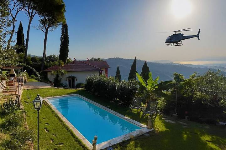 Villa pour 8 personnes, avec jardin et terrasse, animaux acceptés à La Spezia