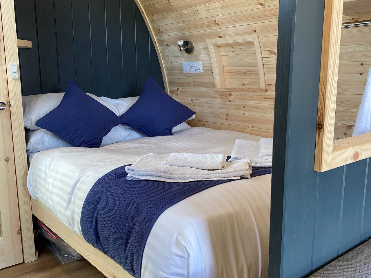 Maggie's Cabin in Oban, Loch Linnhe